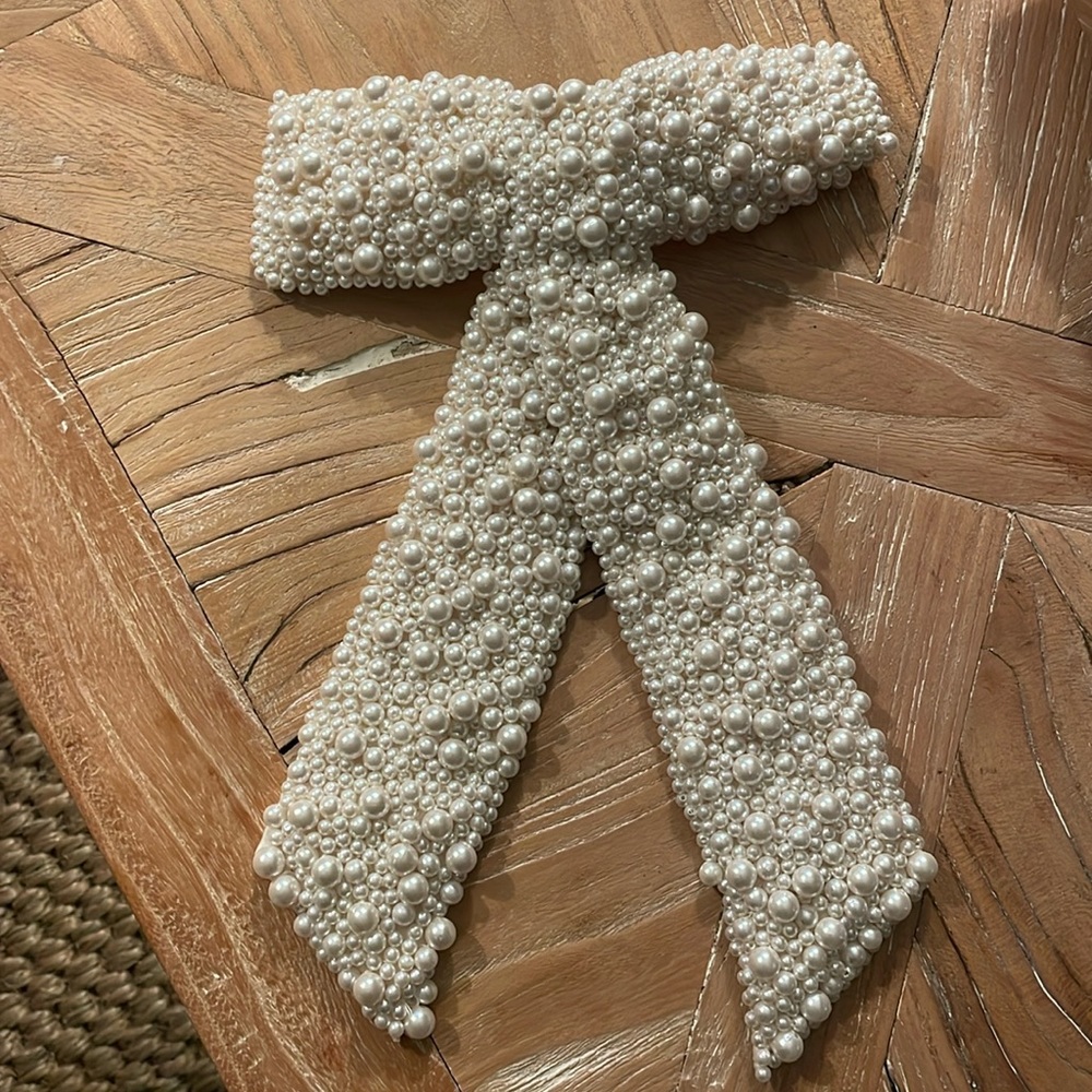 Jennifer Behr Pearl Bow